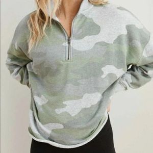 NWOT Aerie Camo Quarter Zip Small
